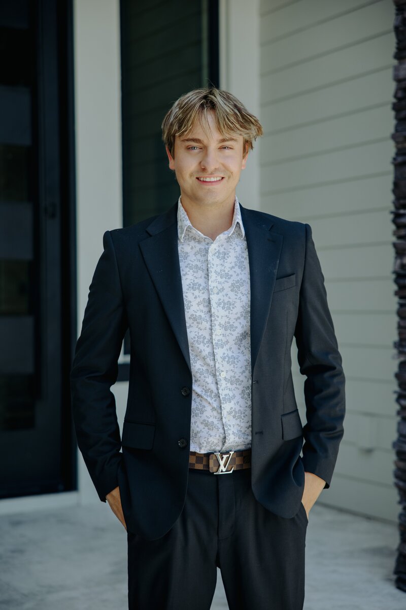 Ashton Gross